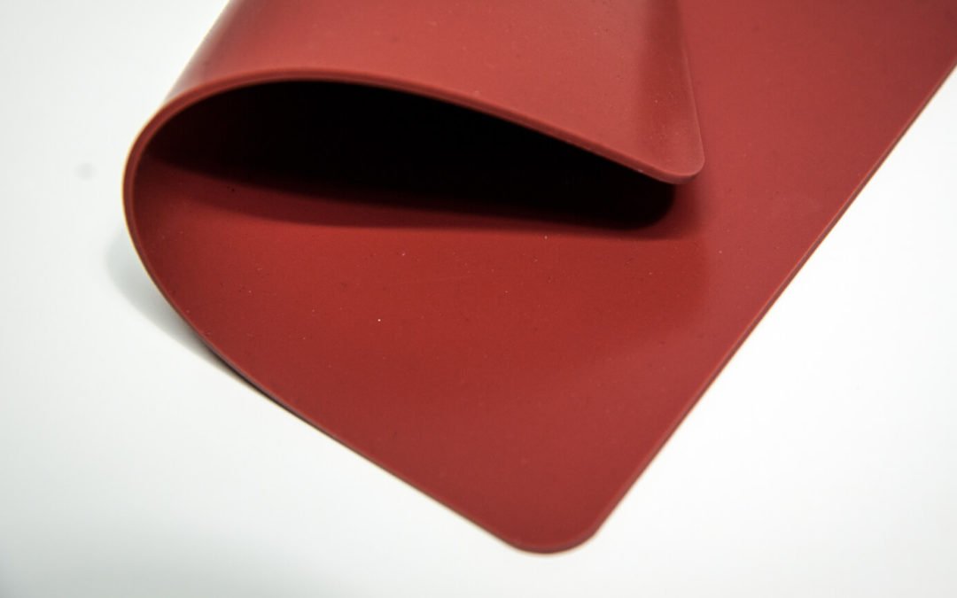 Płyta silikonowa czerwona FDA 2mm Zenith Viking szerokość 1,2m