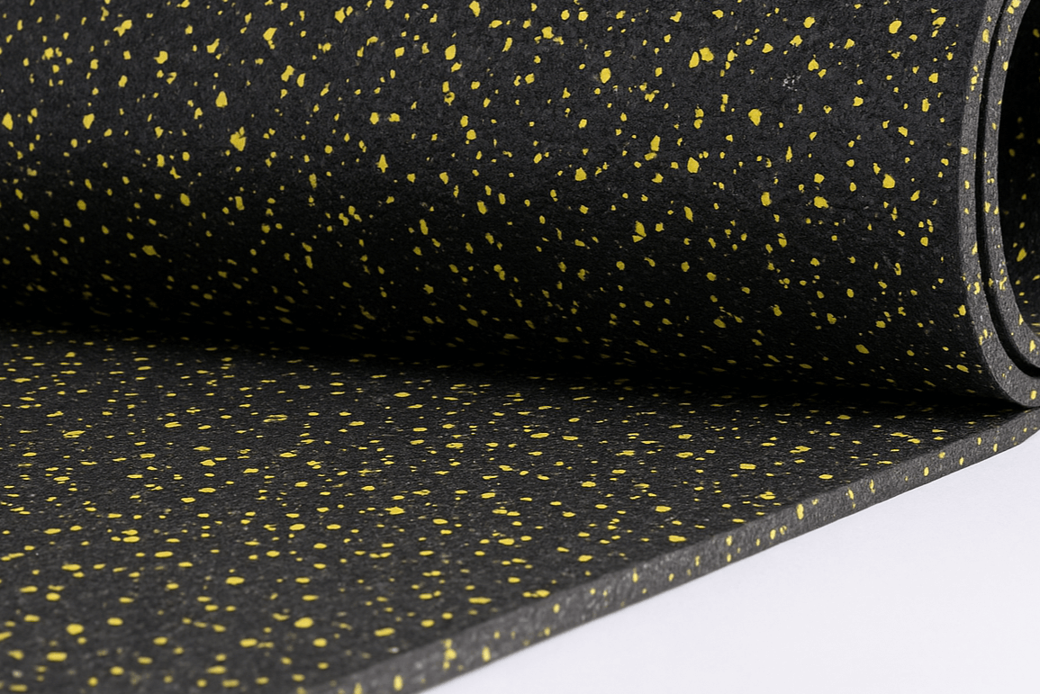 Mata fitness z regranulatu 1050kg/m3 6 mm SCP szerokość 1,25 m z wtrąceniem 10% żółty EPDM